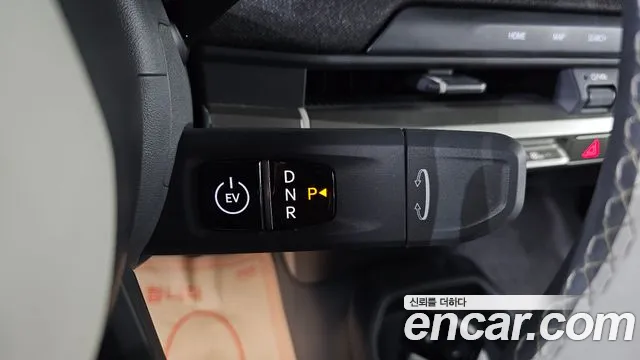 Kia EV3 — Фото автомобиля 12