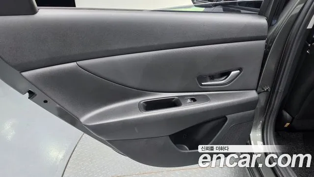 Hyundai AVANTE Новый Avante (CN7) — Фото автомобиля 24