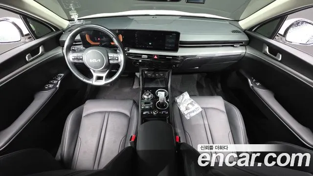 Kia K5 Новый K5 3 поколение 2.0 LPi(Для проката) — Фото автомобиля 7