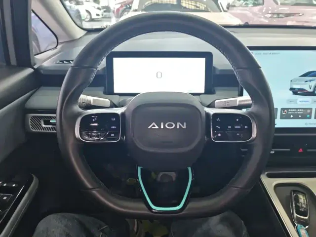 GAC Aion Y — Фото автомобиля 10