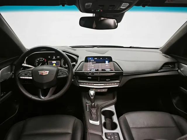 Cadillac CT4 — Фото автомобиля 11