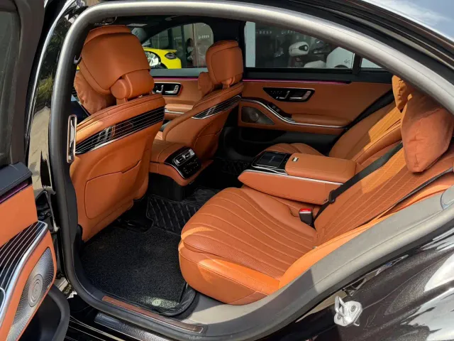 Mercedes-Benz S-Class — Фото автомобиля 9