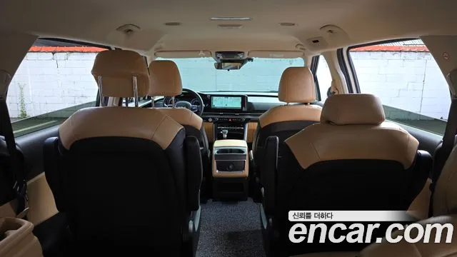 Kia Canival Carnival 4 поколение Бензин 9 мест Prestige — Фото автомобиля 20