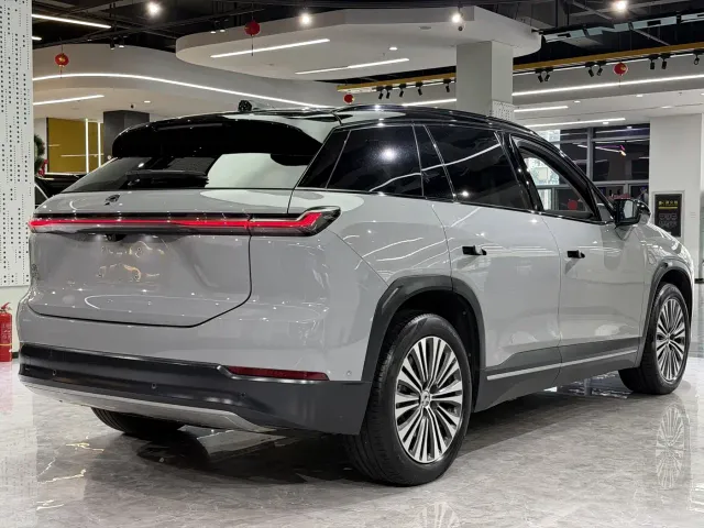 Nio ES7 — Фото автомобиля 15
