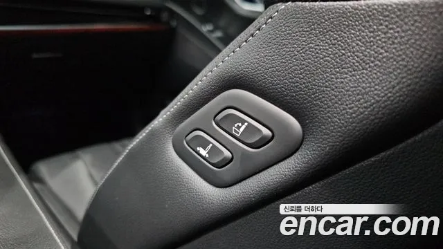 Genesis G80 Бензин 2.5 турбо AWD — Фото автомобиля 29