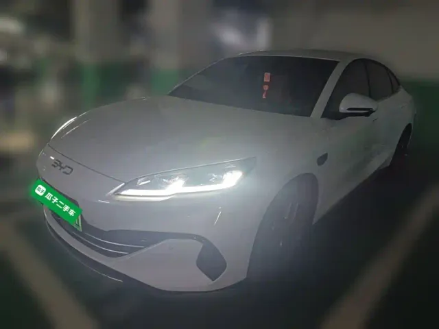 Фотография автомобиля — BYD Seal 06