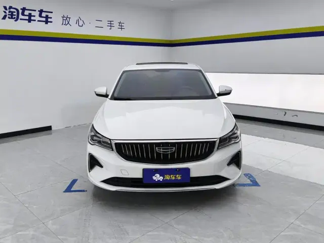 Geely Emgrand — Фото автомобиля 2