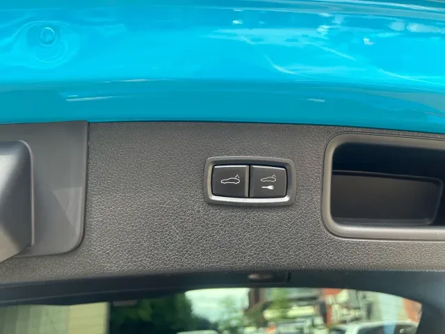 Porsche Macan — Фото автомобиля 22