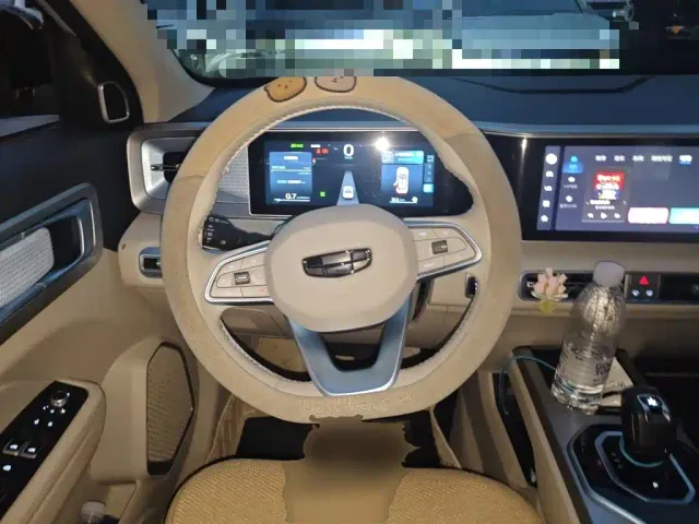 Geely ICON — Фото автомобиля 6
