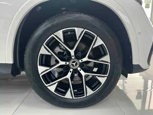 Mercedes-Benz GLC-Class — Фото автомобиля 16