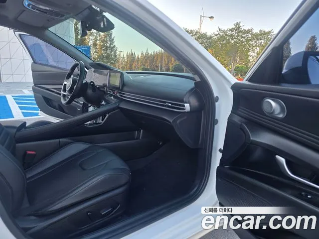Hyundai Avante — Фото автомобиля 16