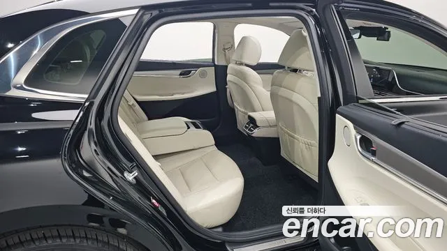 Hyundai Grandeur Grandeur (New) Hybrid — Фото автомобиля 18