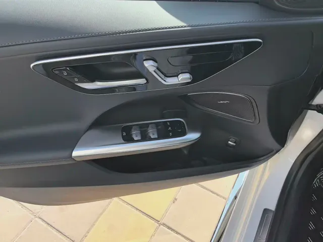 Mercedes-Benz C-Class — Фото автомобиля 12