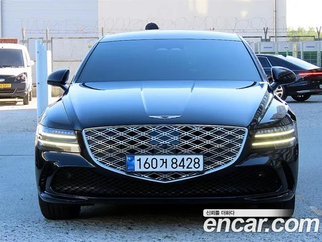Genesis G80 RG3 — Фото автомобиля 3