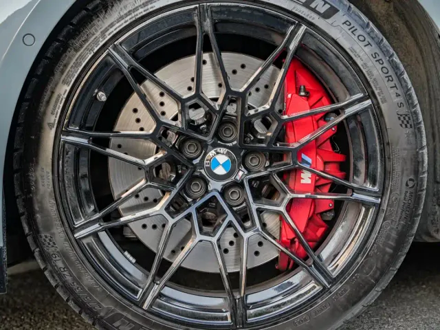 BMW M3 — Фото автомобиля 9