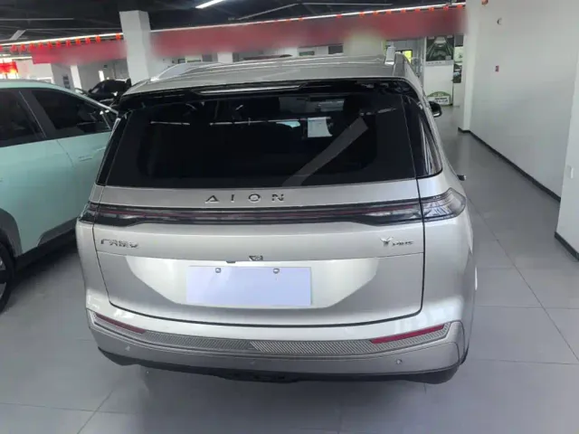 GAC Aion Y — Фото автомобиля 5