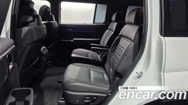 Hyundai Santafe Santa Fe (MX5) Бензин 2.5T 2WD — Фото автомобиля 15