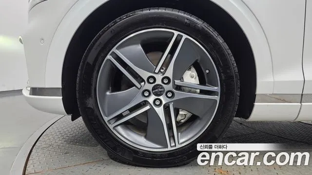 Genesis GV70 Electrified — Фото автомобиля 5