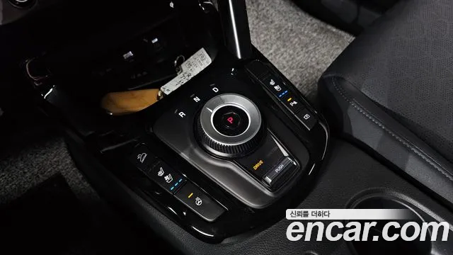 Kia Seltos — Фото автомобиля 9