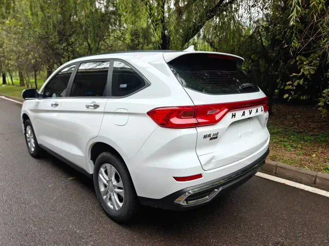 Haval M6 — Фото автомобиля 6