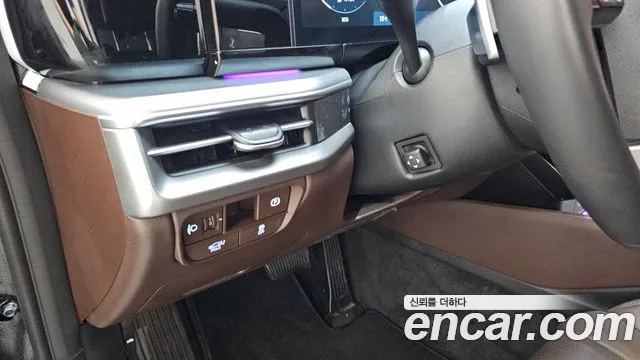 Hyundai Grandeur GN7 — Фото автомобиля 28