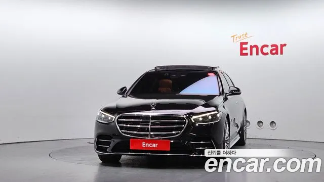 Mercedes-Benz S-Class — Фото автомобиля 3