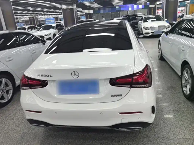 Mercedes-Benz A-Class — Фото автомобиля 5