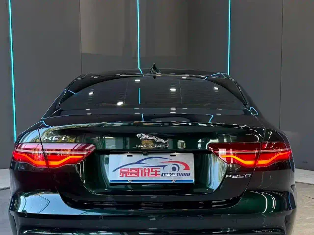 Jaguar XEL — Фото автомобиля 7