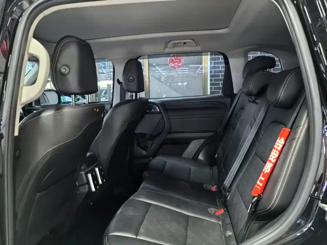 Haval Big Dog — Фото автомобиля 10