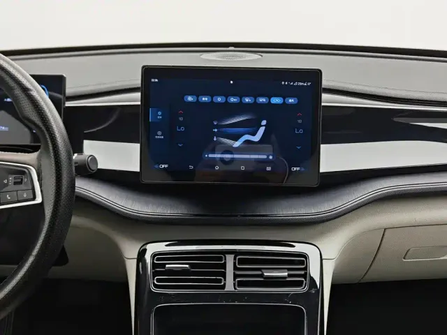 BYD Qin PLUS — Фото автомобиля 12