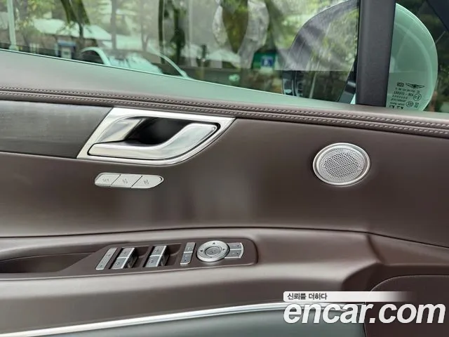 Genesis GV80 2.5T Бензин AWD — Фото автомобиля 13