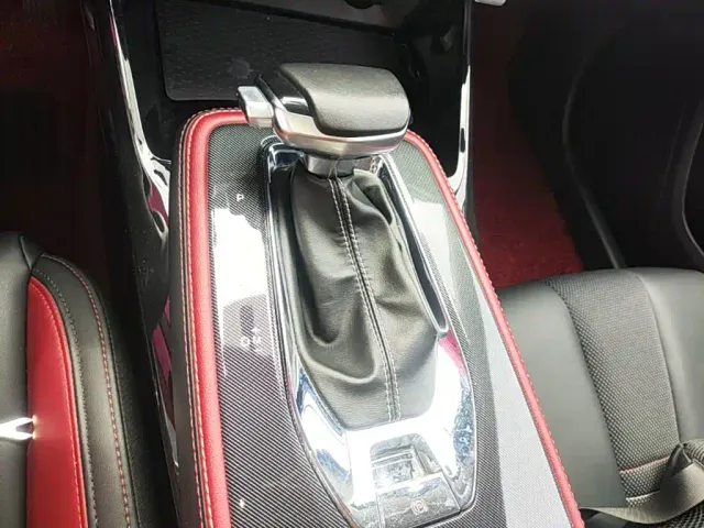 Changan Oushang X5 — Фото автомобиля 13
