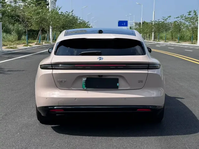 Nio ET5 Touring — Фото автомобиля 5