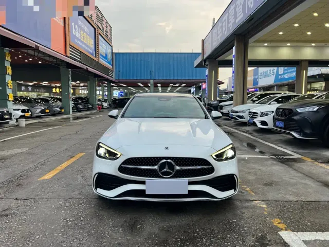 Mercedes-Benz C-Class — Фото автомобиля 2
