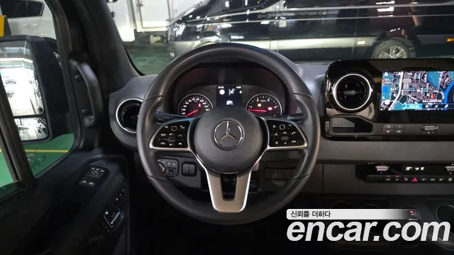 Mercedes-Benz Sprinter — Фото автомобиля 13