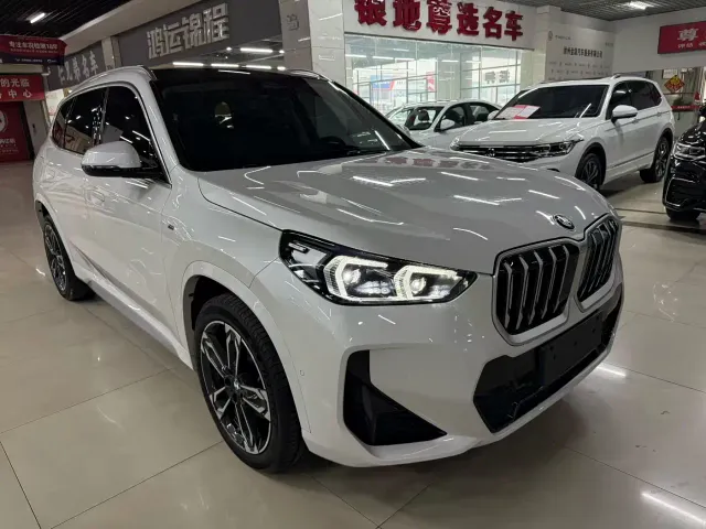 BMW X1 — Фото автомобиля 3