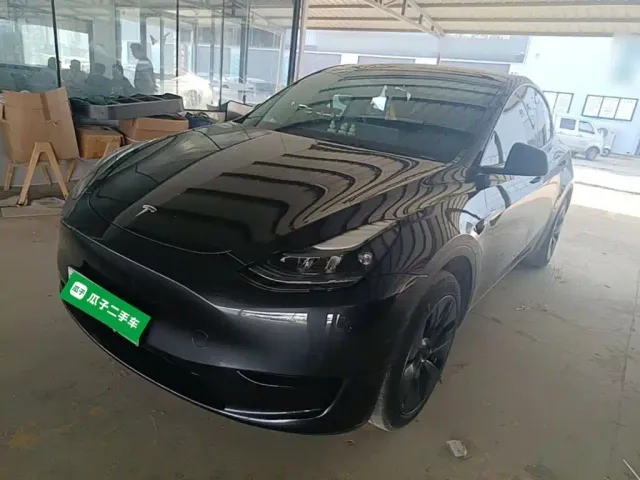 Фотография автомобиля — Tesla Model Y