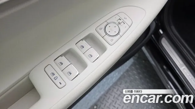 Hyundai Grandeur New — Фото автомобиля 19