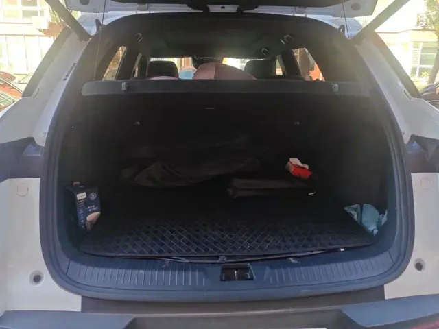 BYD Song Pro — Фото автомобиля 4