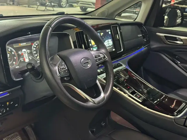 GAC Trumpchi M8 — Фото автомобиля 6