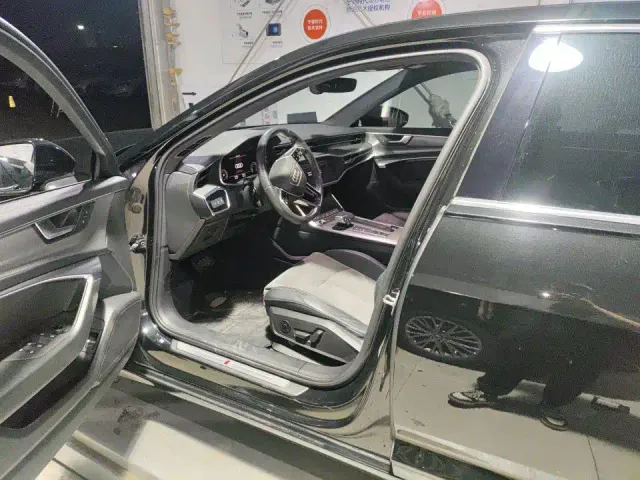 Audi A6L — Фото автомобиля 7