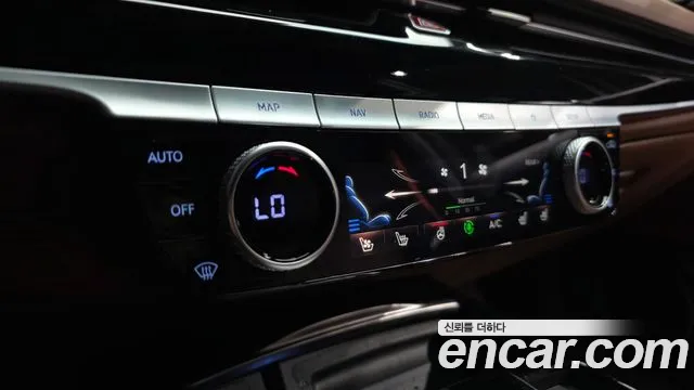 Genesis G80 Бензин 2.5 турбо AWD — Фото автомобиля 20
