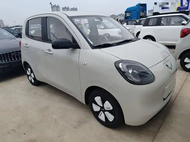 Wuling Hongguang Mini EV — Фото автомобиля 3