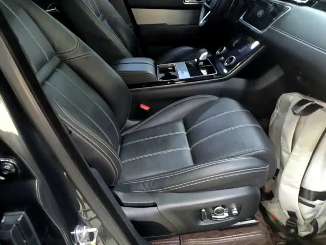 Land Rover Range Rover Velar — Фото автомобиля 19