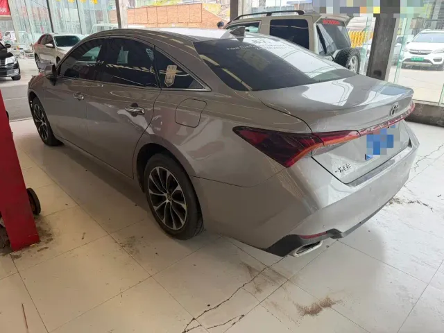 Toyota Avalon 2022 2.0L Luxury Edition — Фото автомобиля 12