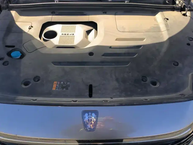 Roewe RX5 — Фото автомобиля 10