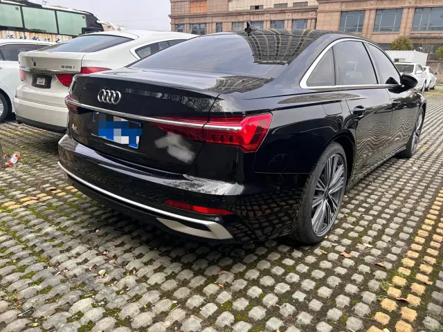 Audi A6L — Фото автомобиля 4