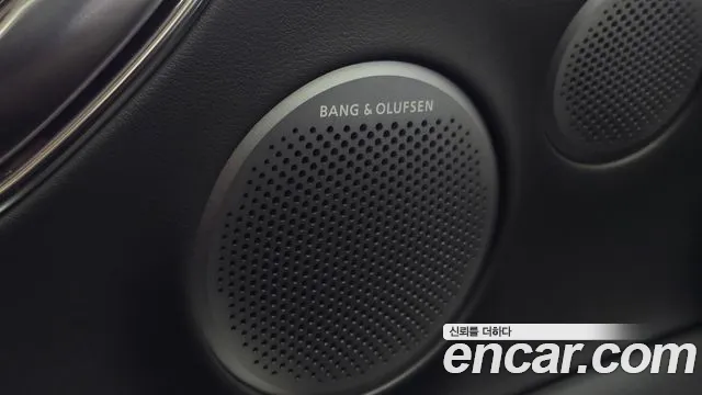 Genesis GV80 2.5T Бензин AWD — Фото автомобиля 24