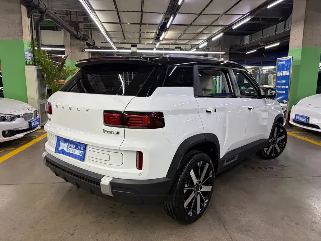 Geely ICON — Фото автомобиля 4