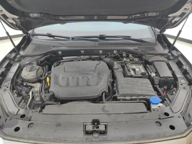 Volkswagen Passat — Фото автомобиля 10